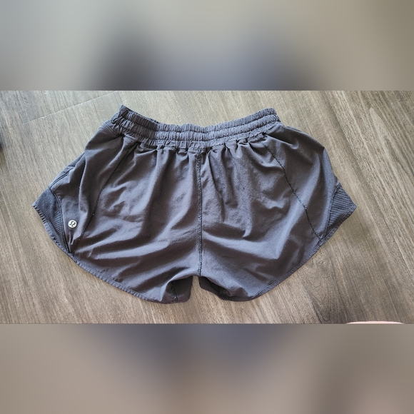 Lulu shorts - Picture 1 of 4